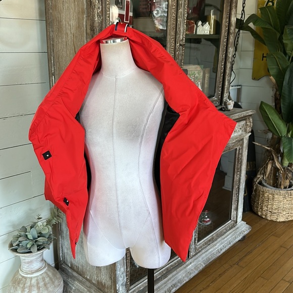 PRETTY RUGGED RED VEST M / L MEDIUM LARGE EXCELLENT PUFFER - Picture 9 of 9